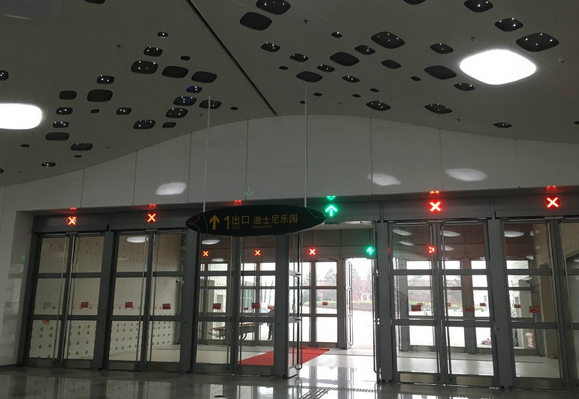上海地铁11号线迪士尼站揭开面纱.png