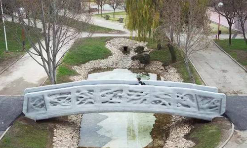 世界首座混凝土3D打印桥在西班牙落成