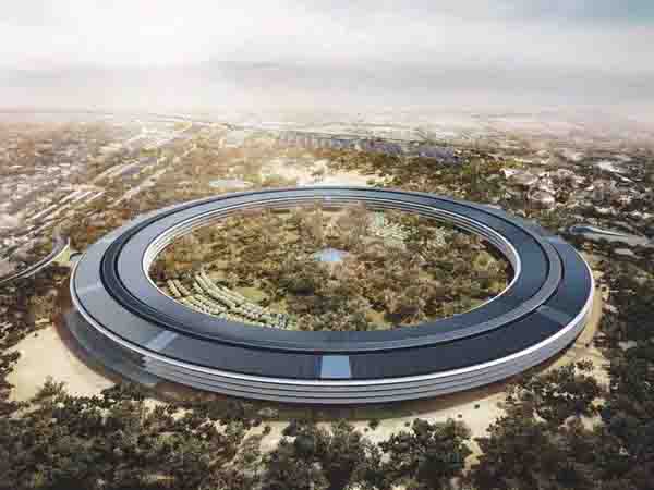 1.Apple Park 是一个巨大的圆环。