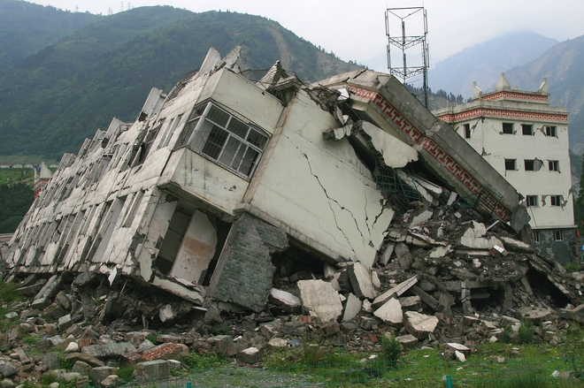 学校和医院这样的建筑，怎么取地震动参数？