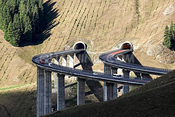 新疆公路小桥梁加固与维修方案
