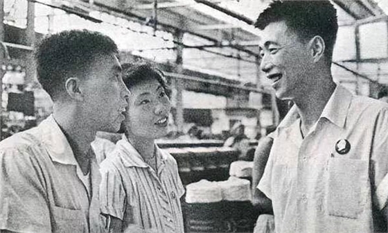 文革中王洪文回到国棉十七厂 文革中王洪文回到国棉十七厂