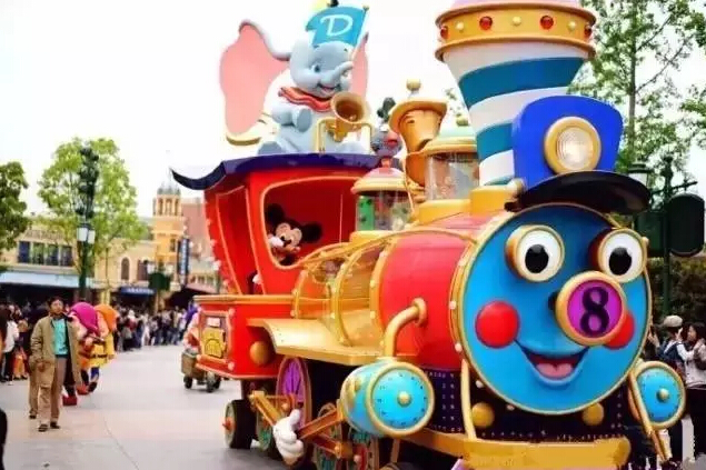 上海迪士尼花车巡游