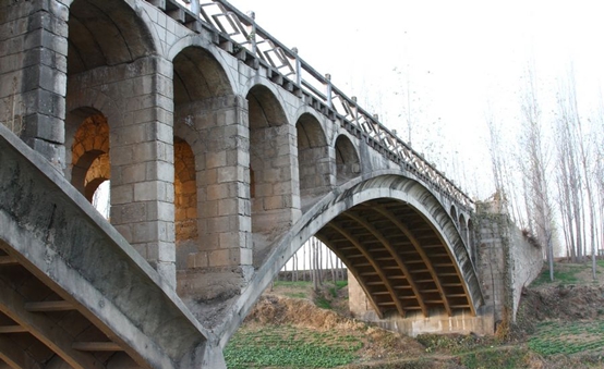 双曲拱桥