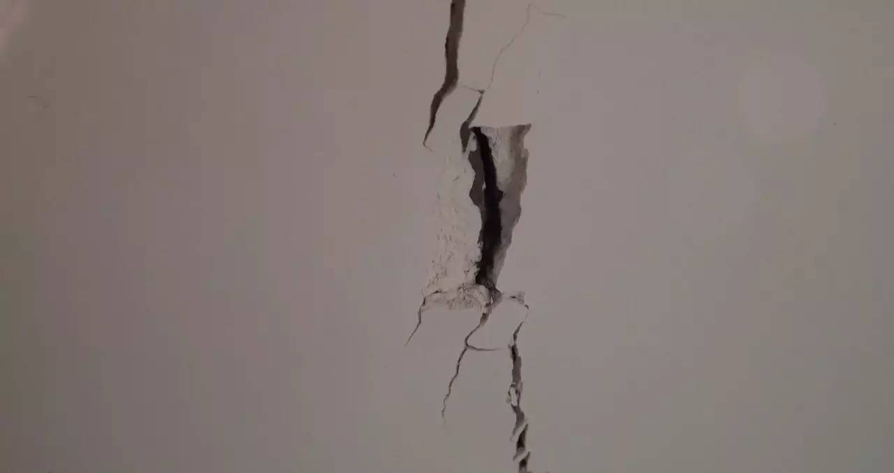 墙面开裂