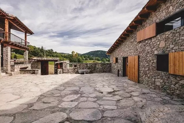 西班牙民宿.jpg 西班牙民宿.jpg