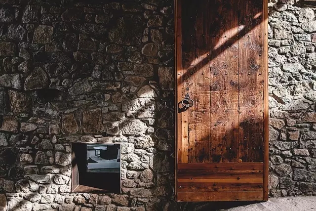 西班牙民宿.jpg 西班牙民宿.jpg