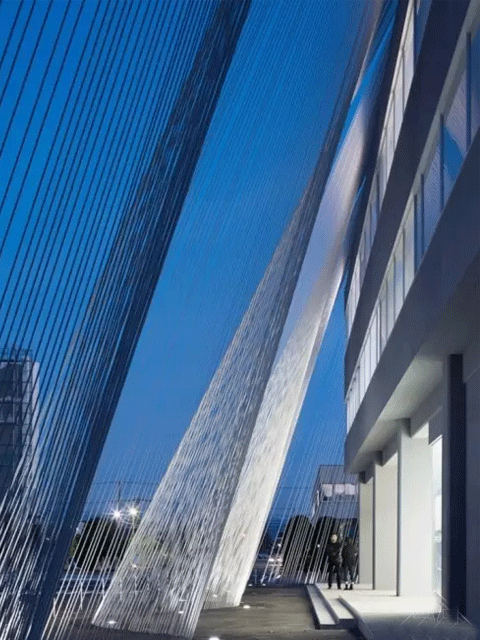 世界第一座使用碳纤维加固的抗震商务办公楼