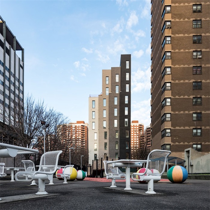 8.nArchitects设计，纽约首个微型公寓大楼照片公布