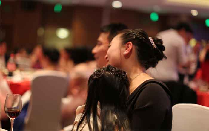 所谓父母子女一场