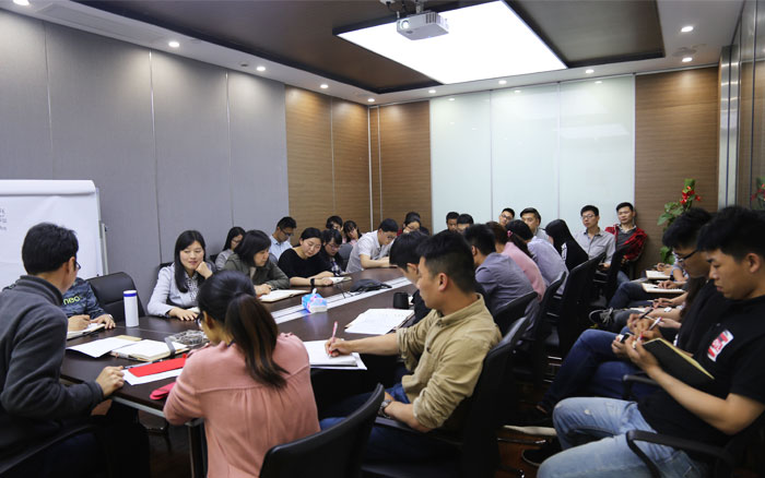 上海悍马五月例会如期举行 上海悍马五月例会如期举行