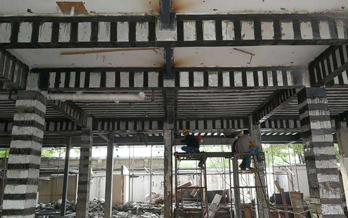 混凝土加固改造过程中，安全措施如何做？