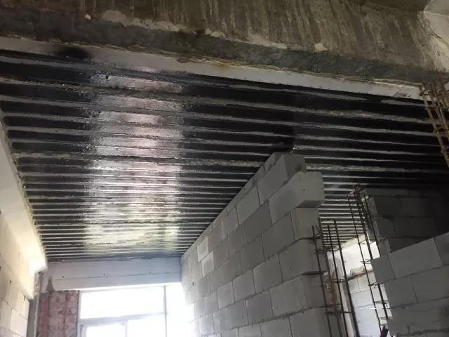 碳纤维加固楼板施工步骤