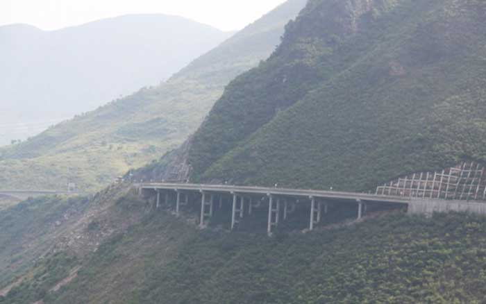 现代<font color="red">桥梁加固</font>措施有哪些？