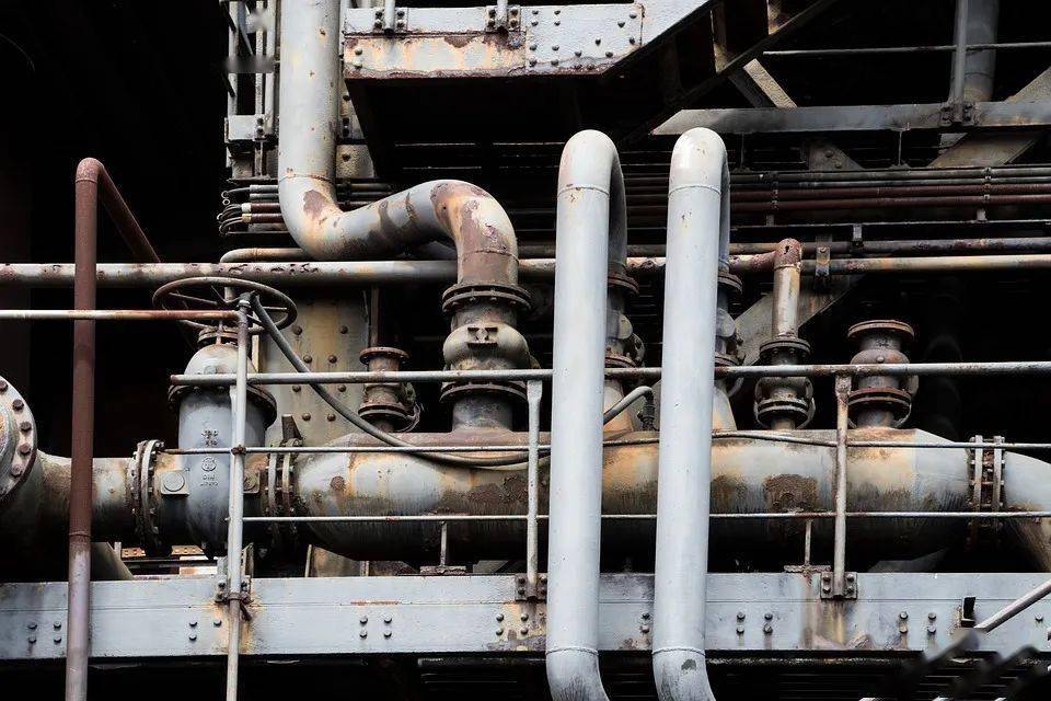 金属管道怎么维修加固？碳纤维布给你答案！