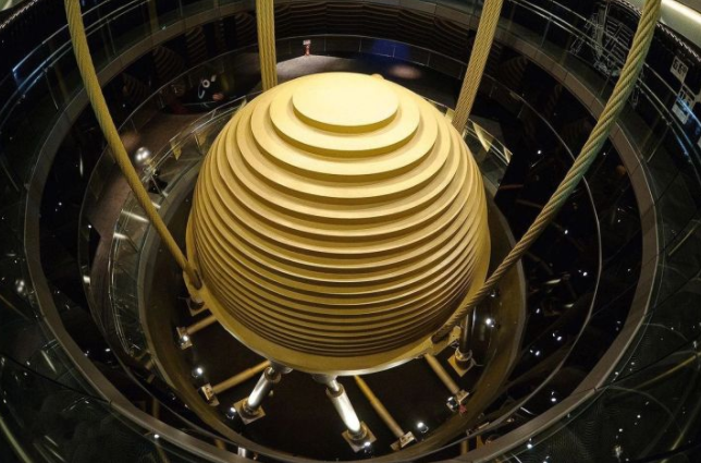 <font color="red">赛格大厦又晃了?专家们还算淡定</font>,但商户已经跑光了 <font color="red">赛格大厦又晃了?专家们还算淡定</font>,但商户已经跑光了