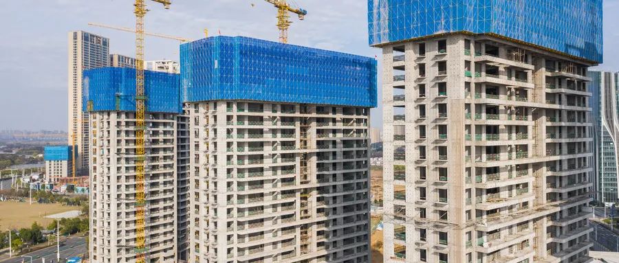 开发商“暴雷”，业主抱团停贷，被遗弃的烂尾楼还能住吗？