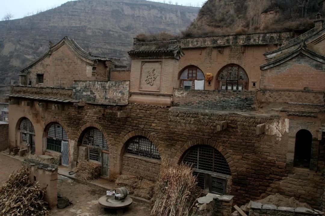 古建筑可以用碳纤维布加固吗？