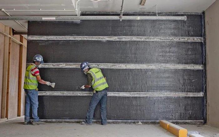 混凝土墙粘贴碳纤维布可靠吗？