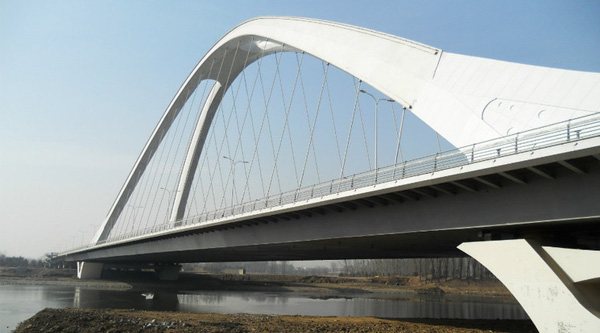 通过加设钢支撑加固单跨框架结构提高抗震力分析