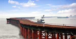 泉州湾跨海<font color="red">大桥</font>