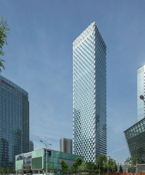 <font color="red">BIM</font>技术助力北京绿地中心超高钢结构封顶