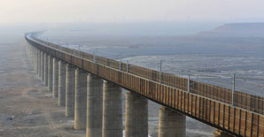 乌阿线跨度混凝土梁改造加固方案