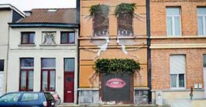 房子：风雨飘摇我有病  <font color="red">碳布</font>：排山倒海我有药啊