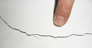 <font color="red">房屋裂缝</font>如何区分？<font color="red">房屋裂缝</font>如何修复？