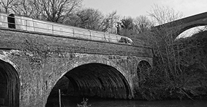 浅析旧拱桥的加固维修