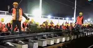 中国速度有多快？<font color="red">美国</font>这个男人看后都震惊了...