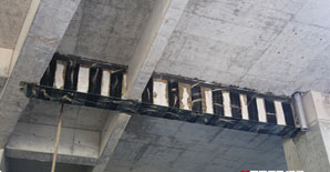 来算一算这个梁需要贴几层<font color="red">碳布</font>？