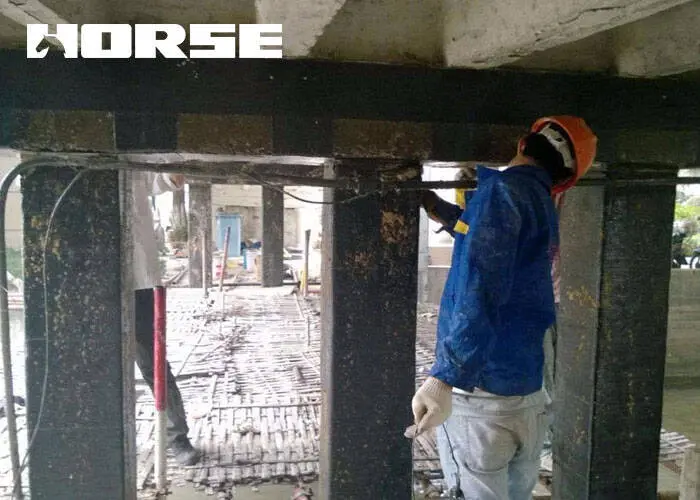 <font color="red">碳纤维布加固技术</font>在桥梁上的应用 <font color="red">碳纤维布加固技术</font>在桥梁上的应用