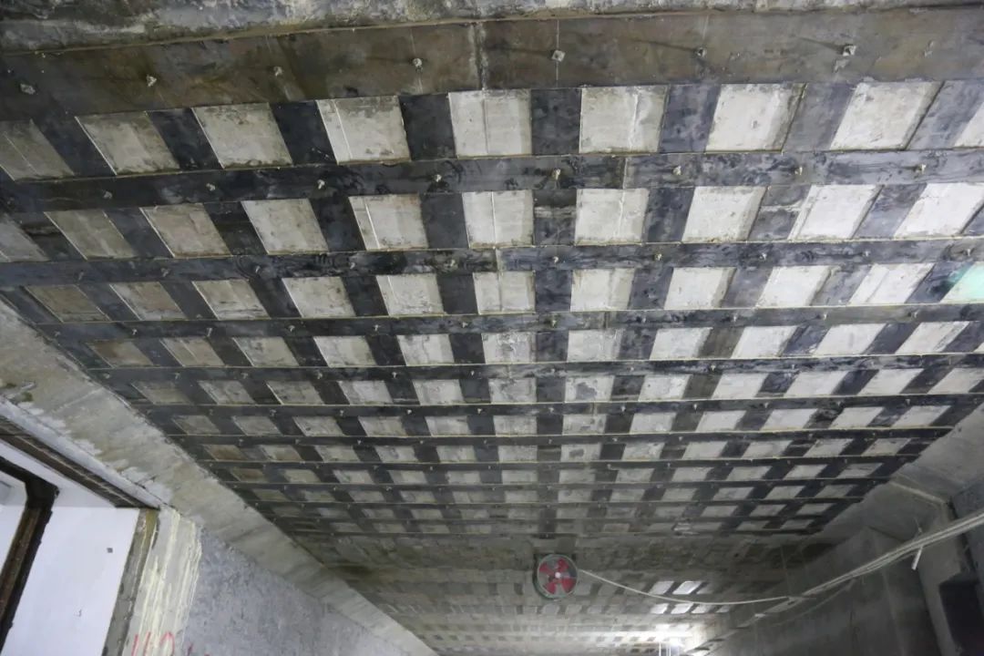 碳纤维布在建筑加固中的使用场景